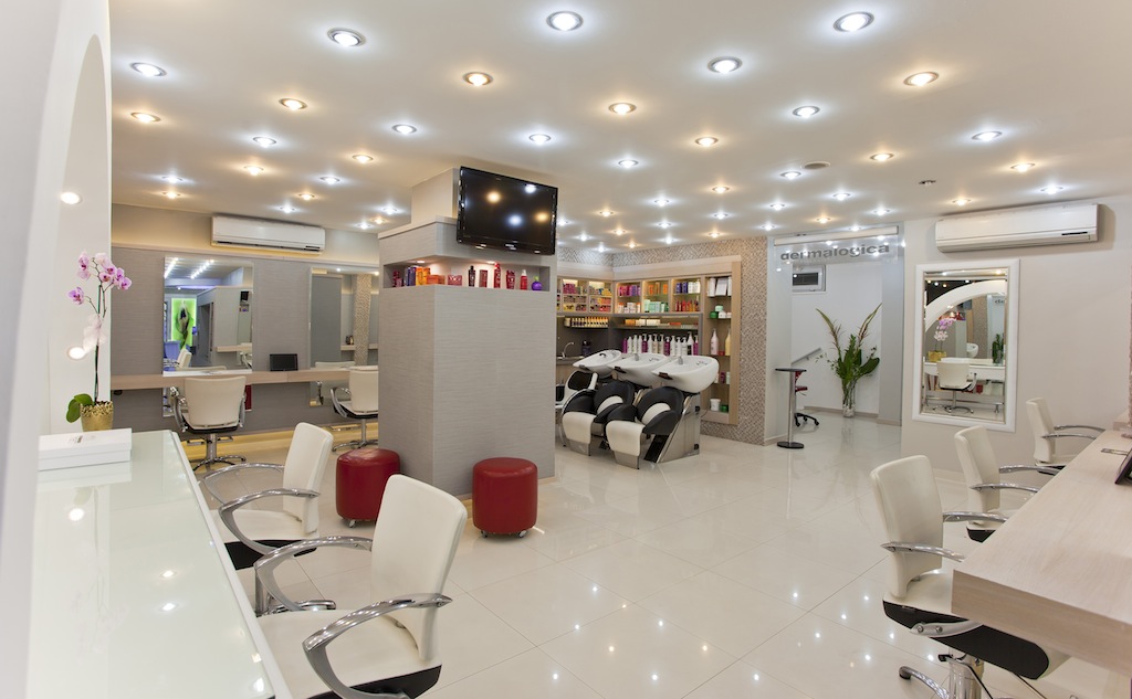 Sadece Bir Bakım Değil, Bir Terapi: Kendinize Neden Profesyonel Bir Güzellik Seansı Hediye Etmelisiniz?