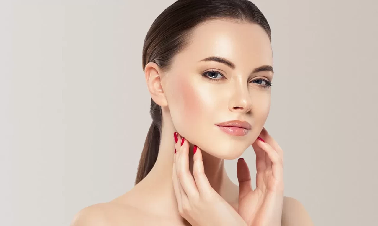 Doğal Güzelliğin Sırrı: Cilt Bakımında Bilimsel ve Etkili Adımlar